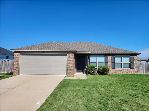 712 NW 67th Ave, Bentonville, AR 72713