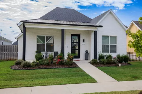 6925 Summer Hill Cv, Springdale, AR 72762