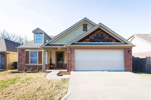 2649 Valencia Ave, Fayetteville, AR 72703