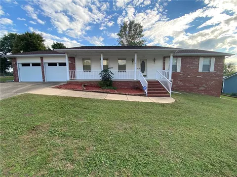 116 Rose St, Harrison, AR 72601