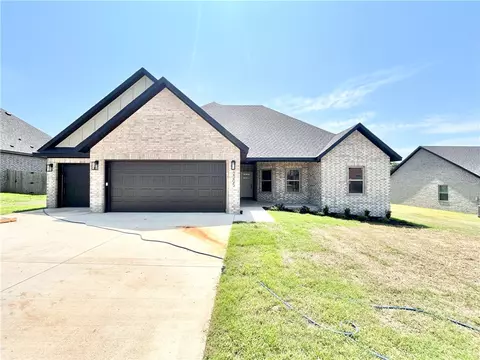 2205 Crane Ave, Pea Ridge, AR 72751
