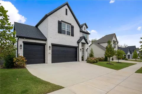 2936 N Poppy Ln, Fayetteville, AR 72704