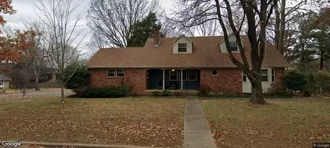 1860 Brent Ln, Fayetteville, AR 72703