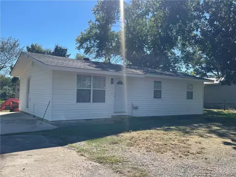 Exterior - 776 Quarry St, Lamar, AR 72846 photo 3 of 5