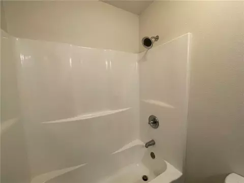 Bath - 776 Quarry St, Lamar, AR 72846 photo 7 of 8