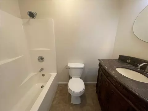Bath - 776 Quarry St, Lamar, AR 72846 photo 1 of 8