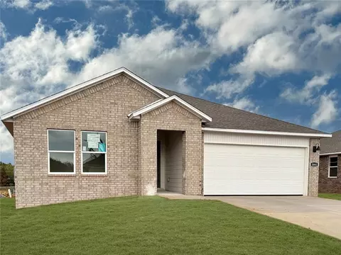 3001 Laredo Ln, Centerton, AR 72736