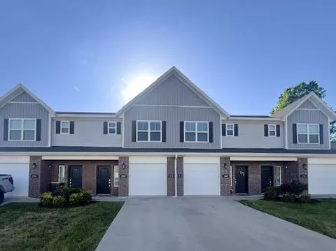 2755-2763 W Kilimanjaro Way UNIT S A-D, Rogers, AR 72758
