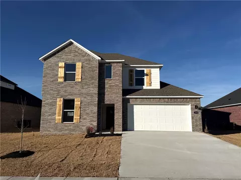 2440 Longfellow Dr, Bentonville, AR 72713