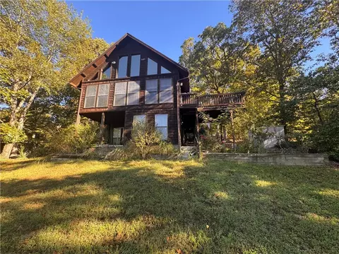 5 Pease Ln, Bella Vista, AR 72715