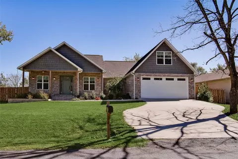 22 Hebrides Dr, Bella Vista, AR 72715