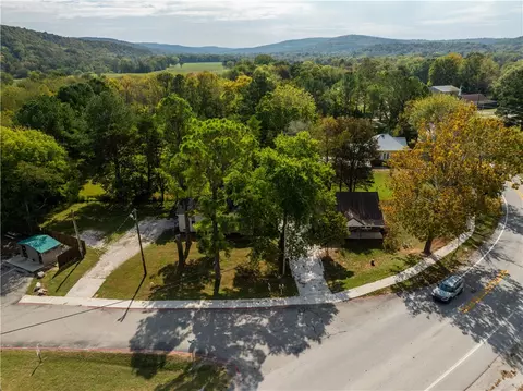 View/Area - 121 129 Main St, West Fork, AR 72774 photo 1 of 4