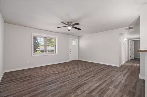 301 30th St, Ozark, AR 72949 photo 4