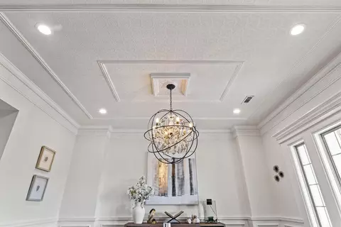 Dining - 10392 Cedar Pointe Dr, Lowell, AR 72745 photo 2 of 2