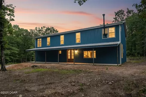 179 Raptor Ln, Goodman, MO 64843