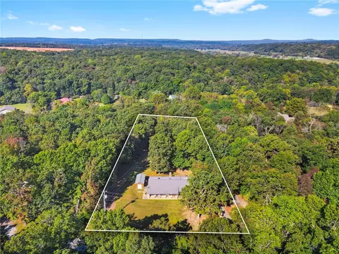 16029 Pin Oak Rd, Fayetteville, AR 72704