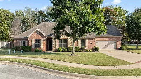 3750 N Belfast Pl, Fayetteville, AR 72704