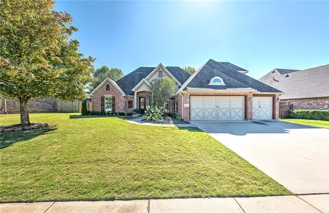 3711 Breakstone Dr, Fayetteville, AR 72764
