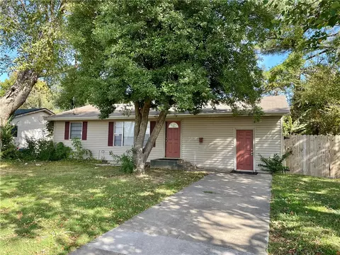 1405 Young St, Springdale, AR 72764