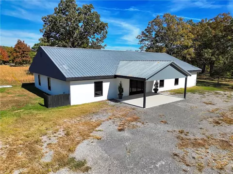 1390 N Legion Dr, Tahlequah, OK 74464