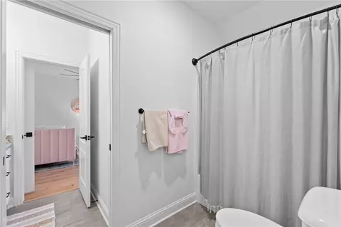 Entry Way - 813 Lancelot Dr, Springdale, AR 72762 photo 3 of 5
