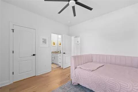 Bedroom - 813 Lancelot Dr, Springdale, AR 72762 photo 6 of 8
