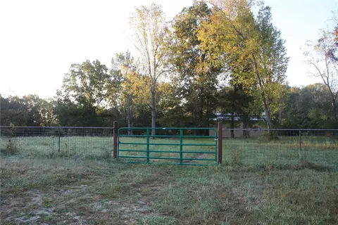 19 Old Shop Ln, Flippin, AR 72634