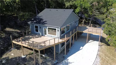 21418 Pine Dr, Garfield, AR 72732