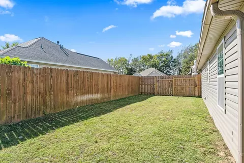 421 Crystal St, Lowell, AR 72745 photo 28