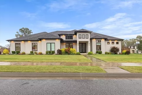 4307 S Scissortail Dr, Bentonville, AR 72713