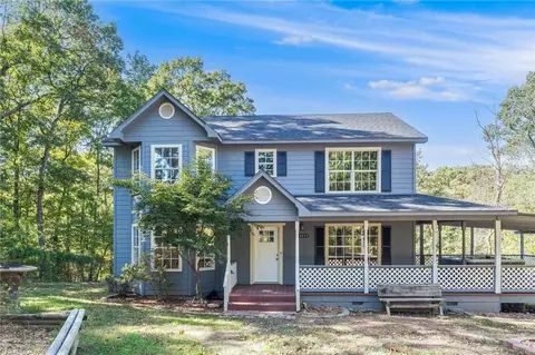 12831 Douglas Ln, Rogers, AR 72756