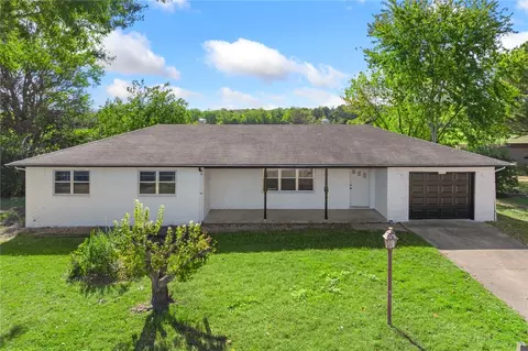 257 Carr Ct, Harrison, AR 72601