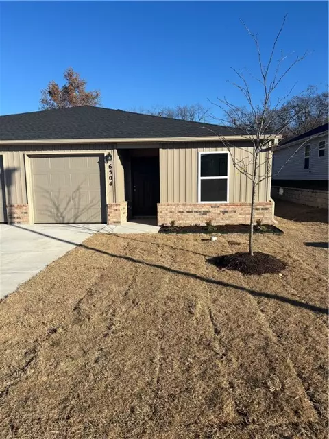 6504 NW Kathleen St, Bentonville, AR 72713