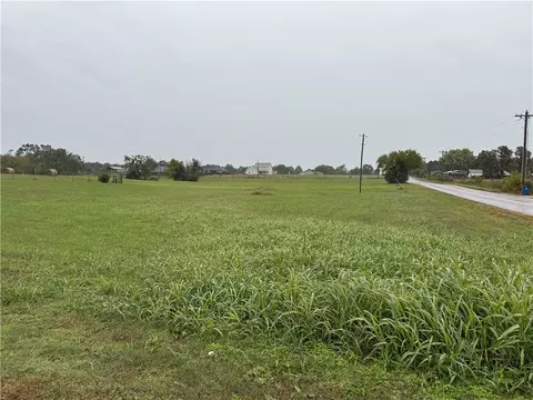 13903 Beaty Rd, Gravette, AR 72736