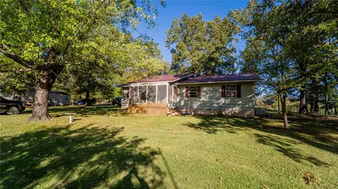 12214 Kenneth Price Rd, Springdale, AR 72762