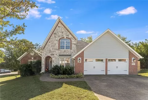 3801 Ohara Ter, Springdale, AR 72762