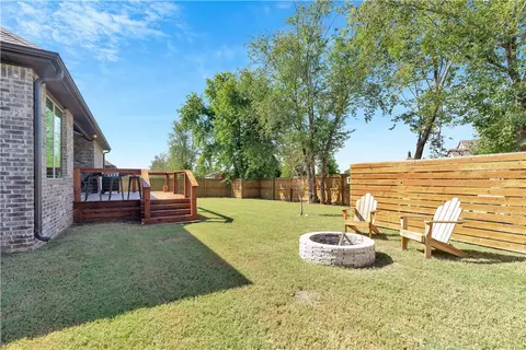 Exterior - 695 Malbec Rd, Springdale, AR 72762 photo 4 of 7