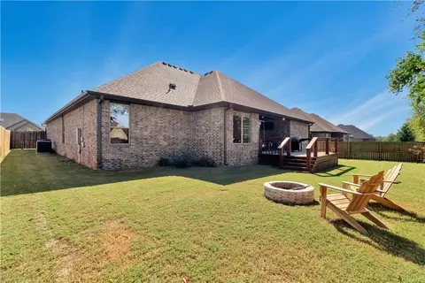 Exterior - 695 Malbec Rd, Springdale, AR 72762 photo 7 of 7