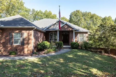 9 Mccollough Pl, Bella Vista, AR 72715