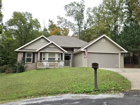 8 Haddon Ln, Bella Vista, AR 72714