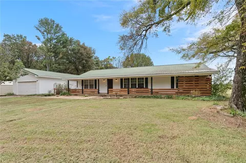 13331 Middle Ridge Rd, Ozark, AR 72949