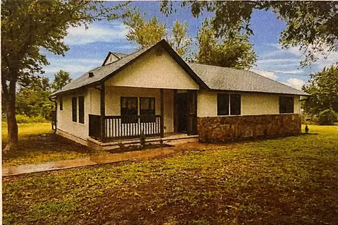 63250 E 280 Rd, Grove, OK 74344