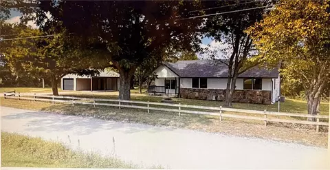 63250 E 280 Rd, Grove, OK 74344 photo 2