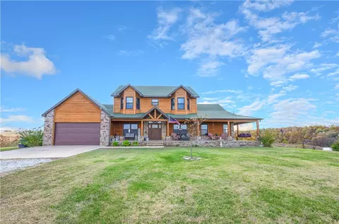 22083 W Mountain Rd, Gravette, AR 72736