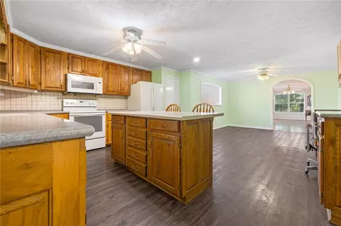 808 S Oak St, Harrison, AR 72601 photo 5