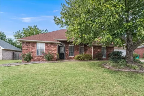 3907 W Easy St, Rogers, AR 72756