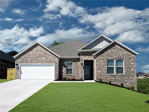 2406 Kasen St, Springdale, AR 72762