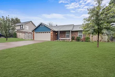 4373 W Beaver Ln, Fayetteville, AR 72704