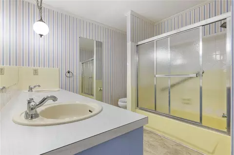 Bath - 158 Cooper Dr, Harrison, AR 72601 photo 1 of 3