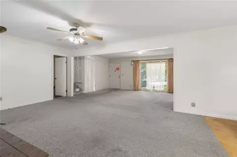 Living - 158 Cooper Dr, Harrison, AR 72601 photo 5 of 11